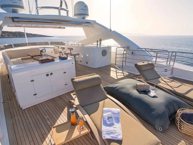 Noleggio Yacht di lusso a Atene – Sunseeker PATHOS