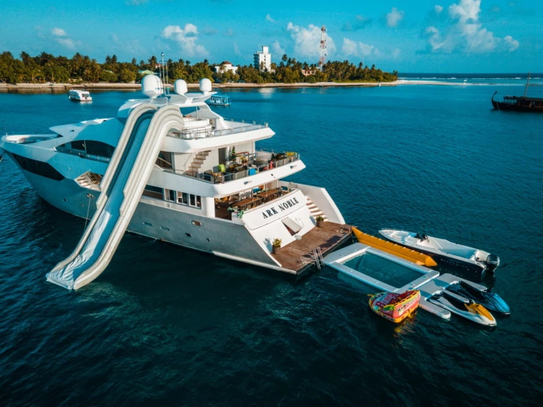 Noleggio barche  ARK NOBLE a Malé su Samboat