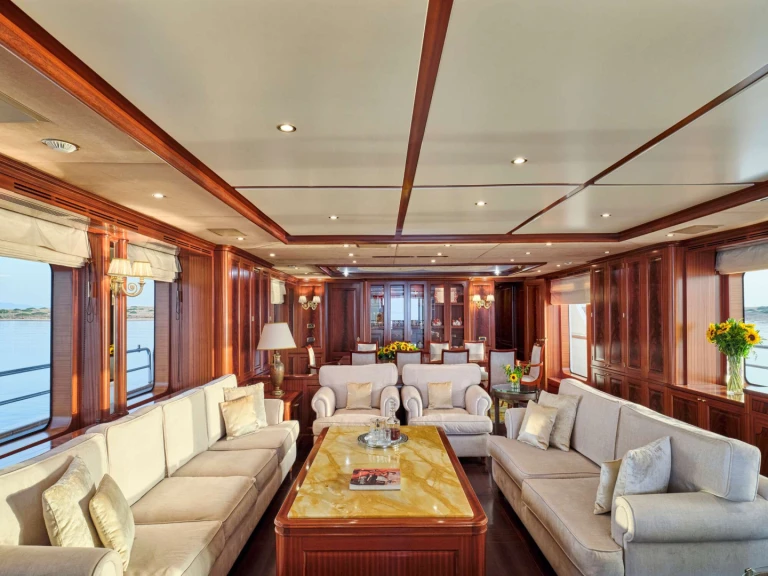 Noleggio a Atene – Benetti OPTION B su SamBoat