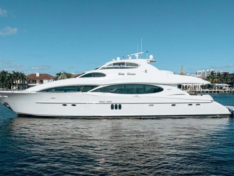 Lazzara Lady Kristina da affittare a  Fort Lauderdale