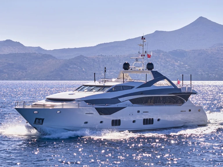 Noleggio a Atene – Sunseeker BLADE I su SamBoat