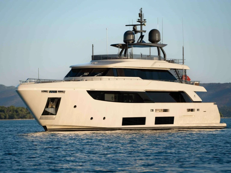 Yacht di lusso a noleggio a Costa Azzurra al miglior prezzo