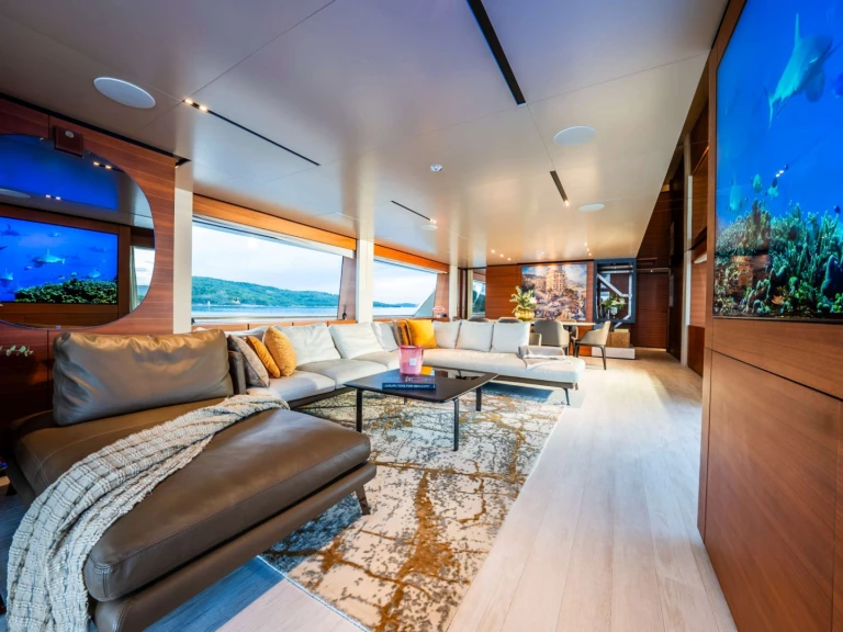 Noleggio a Costa Azzurra – Custom Line SK su SamBoat