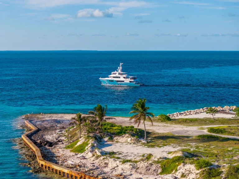 Yacht di lusso a noleggio a Bahamas al miglior prezzo