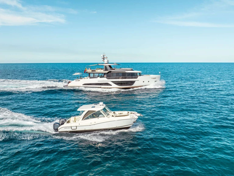 Noleggio Yacht di lusso Alpha Marine con patente nautica