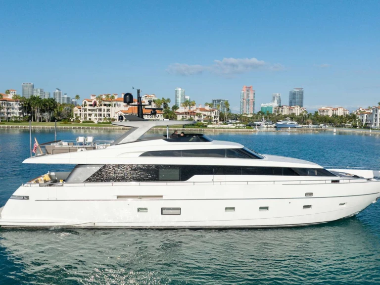 Noleggio a Miami Beach – San Lorenzo Astonish su SamBoat