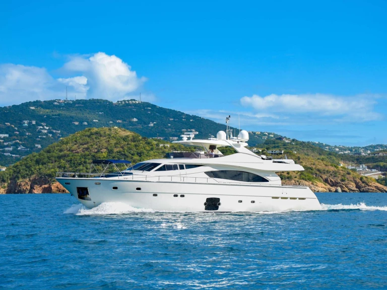 Yacht di lusso a noleggio a Saint Thomas Island al miglior prezzo