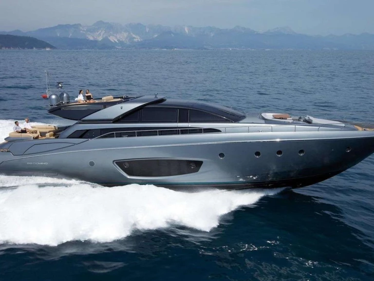Noleggiare una Riva WHATEVER a Atene