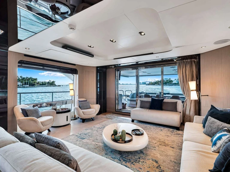 Noleggio a Coconut Grove – Azimut Cloud 9 su SamBoat