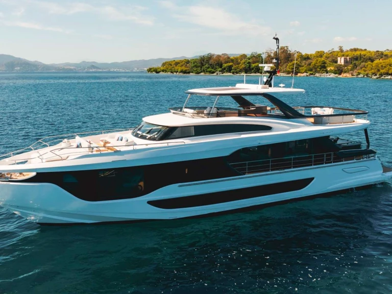 Noleggiare una Azimut First Horizon a Podstrana