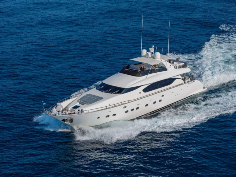 Noleggio Yacht di lusso Maiora con patente nautica