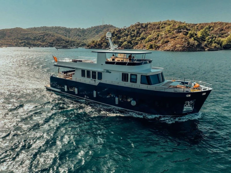 Noleggiare una Custom BELUGA a Fethiye