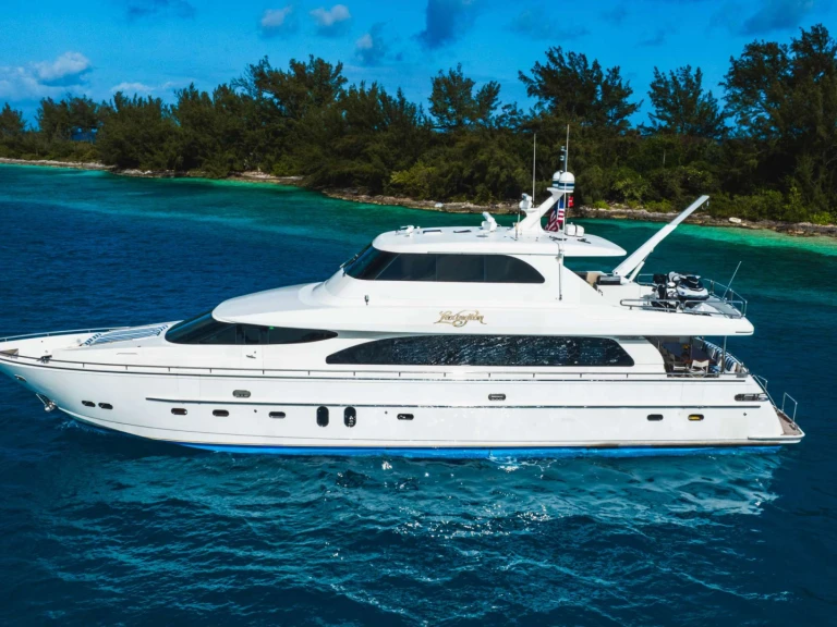 Noleggio Yacht di lusso a New England – Horizon Lexington