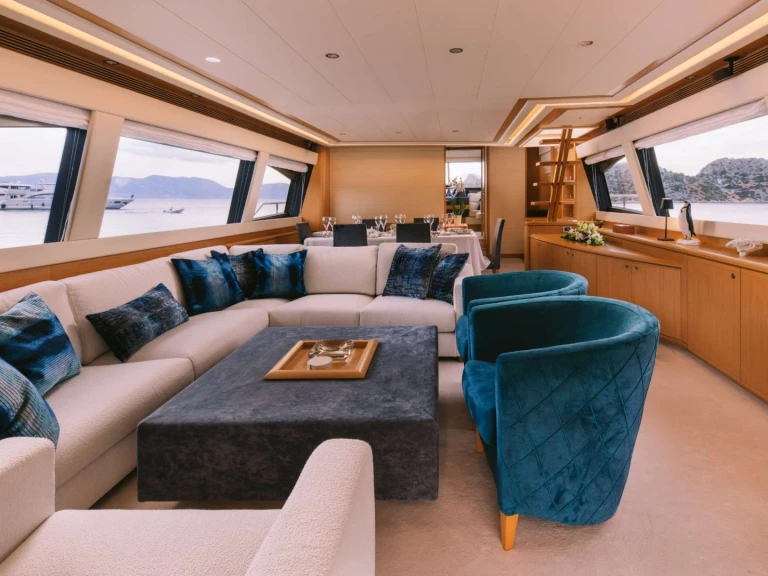 Noleggio Yacht di lusso a Atene – Ferretti MAYBE NOT