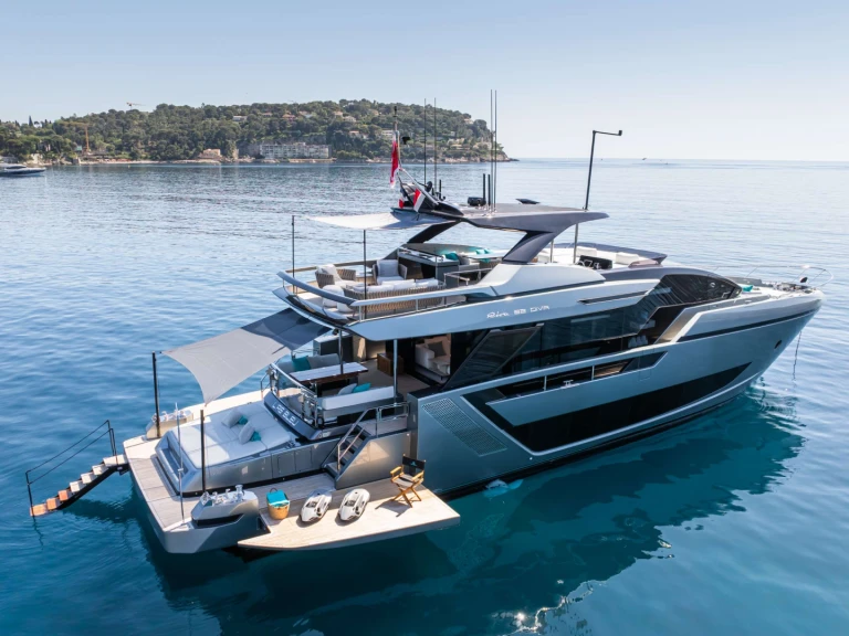 Noleggio a Monaco – Riva L'AS BLEU su SamBoat