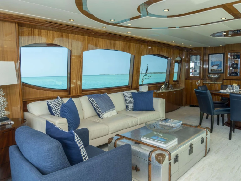 Hatteras Gail Force II da affittare a  Nassau