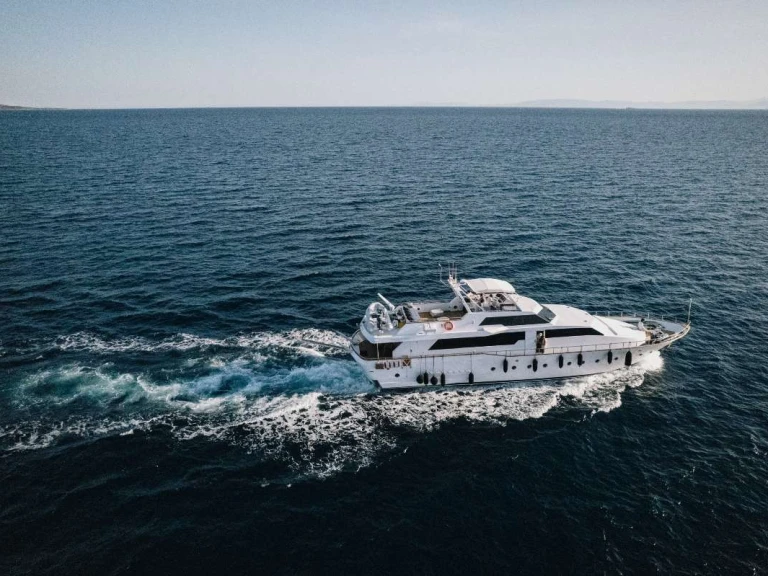 Noleggio Yacht di lusso a Atene – Versilcraft CARIÑO