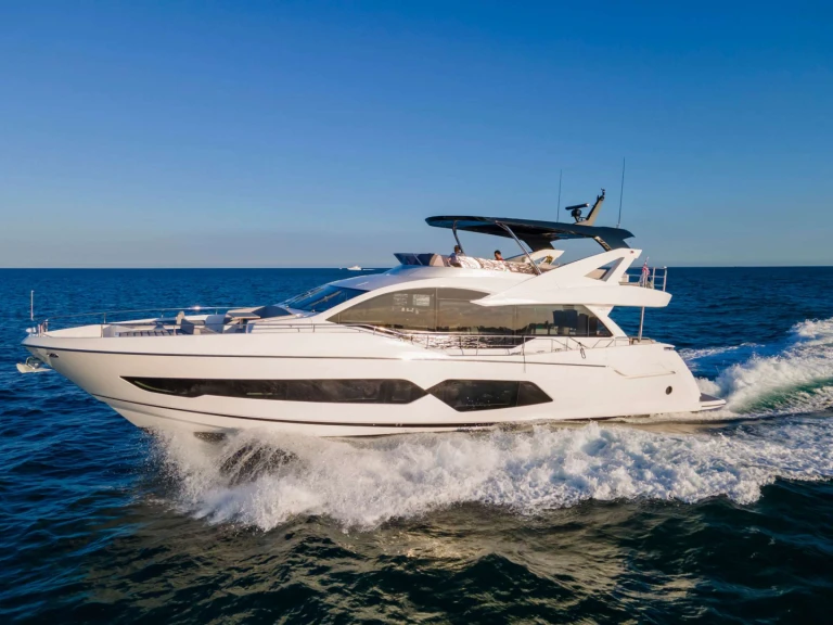 Yacht di lusso a noleggio a Miami al miglior prezzo