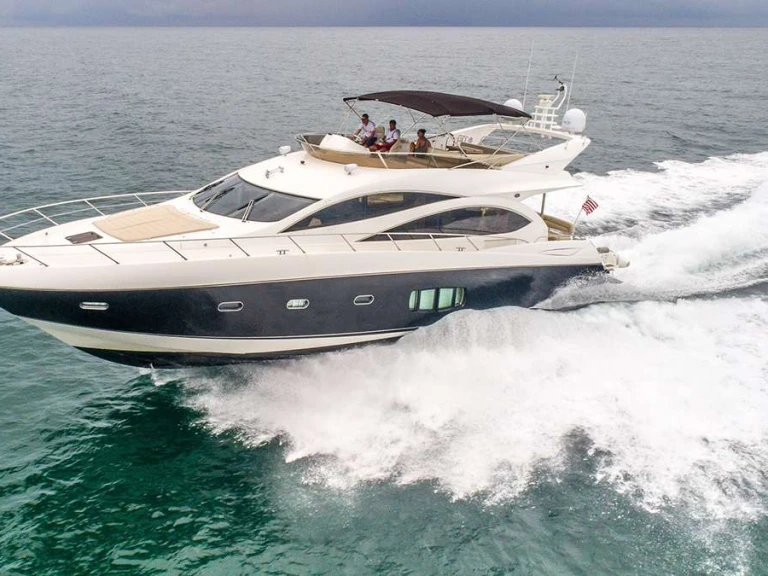 Noleggio Yacht di lusso a Bahamas – Sunseeker TWINS
