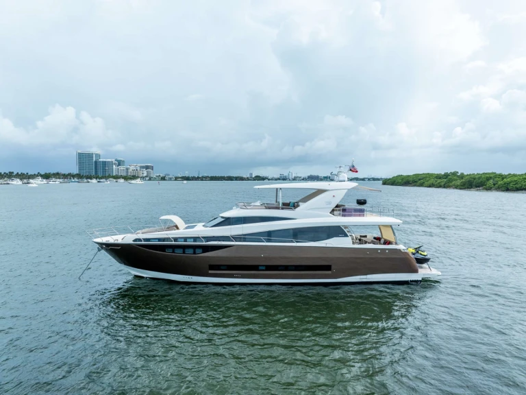 Yacht di lusso a noleggio a Nassau al miglior prezzo