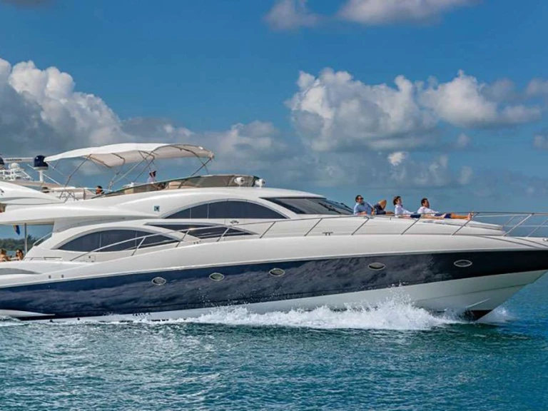 Noleggio Yacht di lusso con o senza skipper Sunseeker a Miami