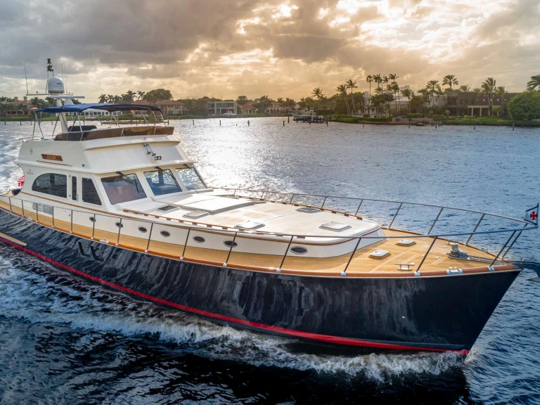 Noleggio Yacht di lusso con o senza skipper Vicem a Maine