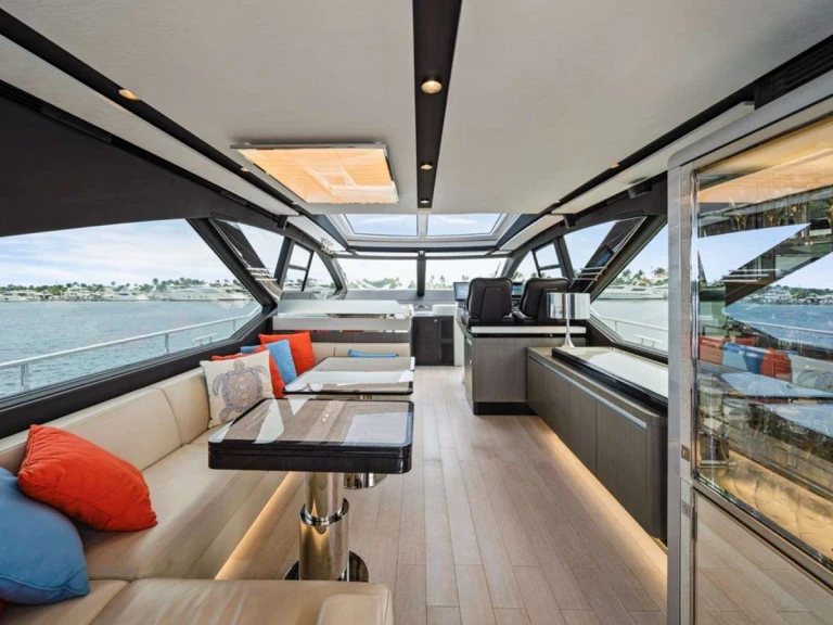 Noleggio Yacht di lusso con o senza skipper Azimut a Miami