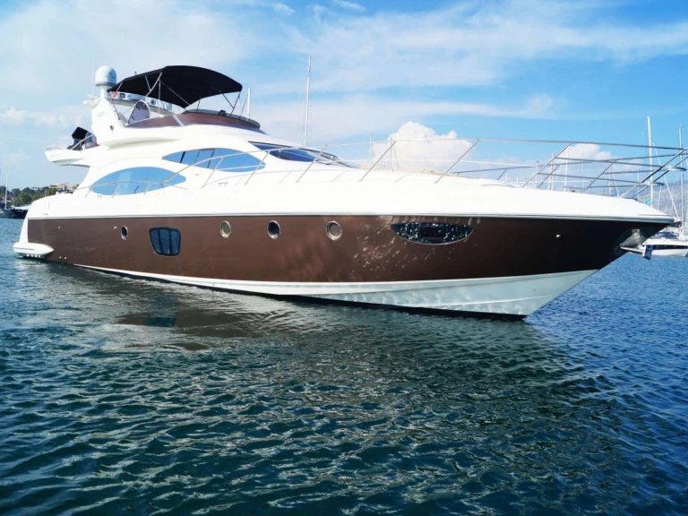 Noleggio Yacht di lusso a Atene – Azimut CHILL OUT II