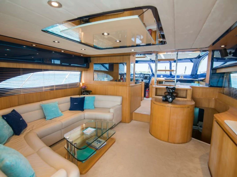 Riva ANTAMAR II da affittare a  Atene