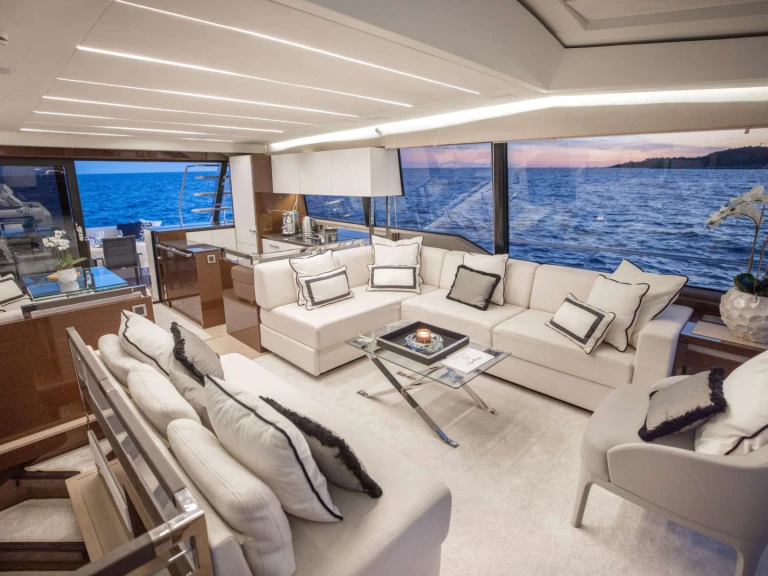 Prestige Yachts Apollonia da affittare a  Costa Azzurra