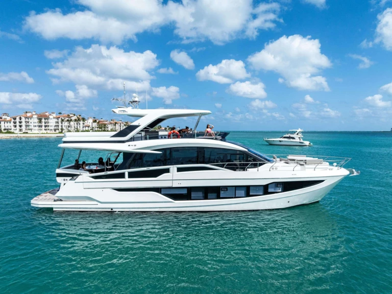 Noleggio Yacht di lusso con o senza skipper Galeon a Miami Beach