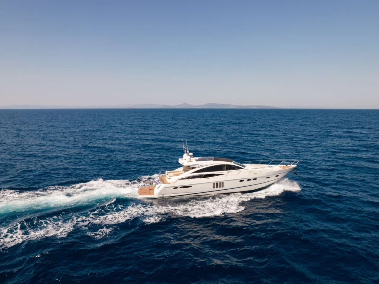 Noleggio Yacht di lusso Princess, UK con patente nautica