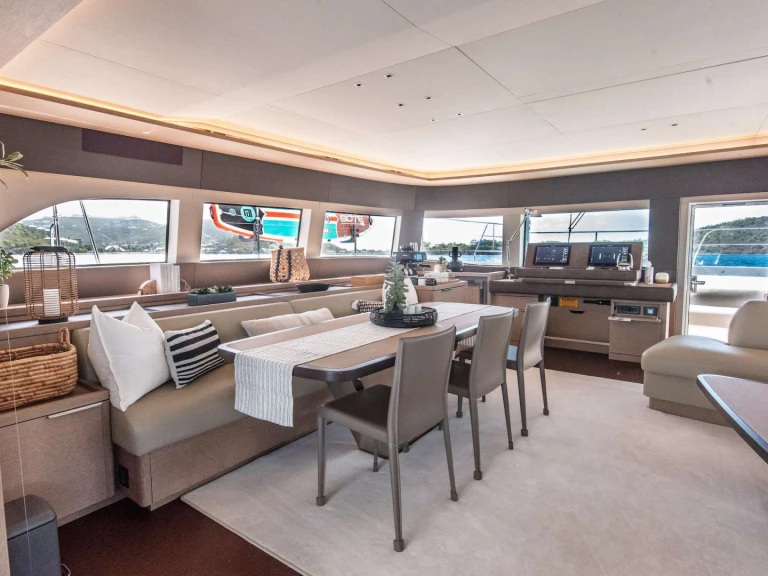 Noleggio Yacht di lusso Lagoon con patente nautica