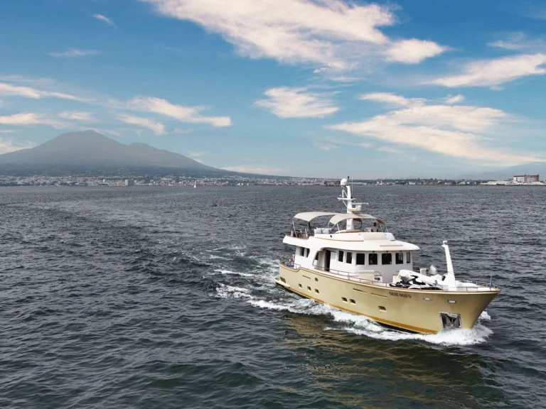 Terranova Yachts AZUR da affittare a  Castellammare di Stabia
