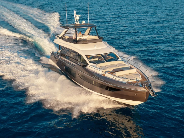 Noleggio Yacht di lusso con o senza skipper Azimut a Zara