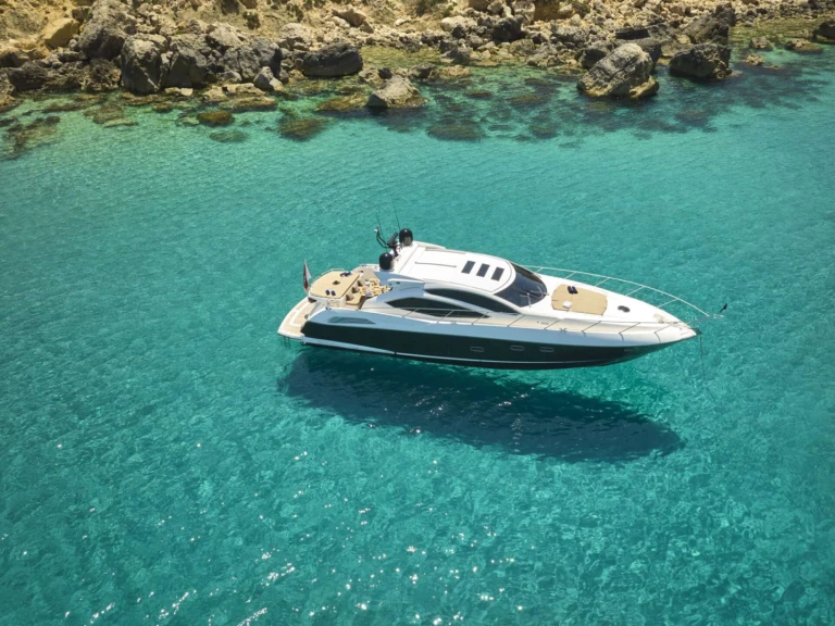 Yacht di lusso a noleggio a Valletta al miglior prezzo
