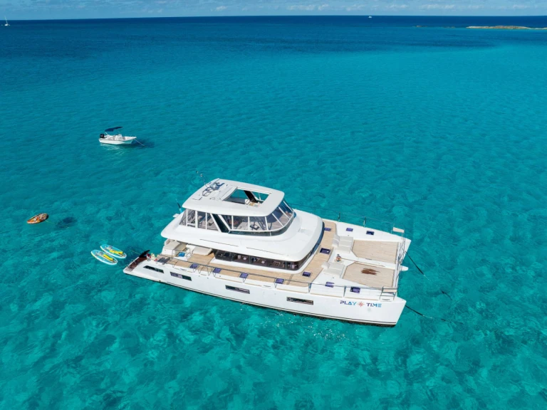 Noleggiare una Lagoon Playtime a Nassau