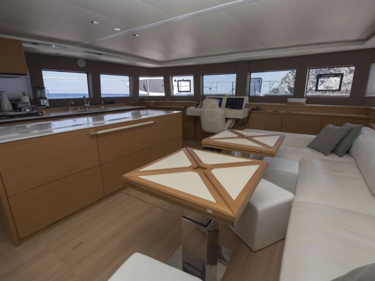 Noleggio Yacht di lusso con o senza skipper Lagoon a Spalato