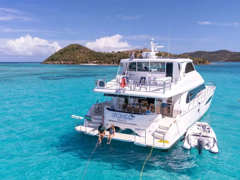 Noleggio Yacht di lusso Horizon con patente nautica
