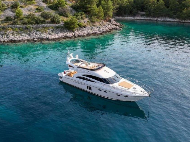 Noleggio Yacht di lusso a Croazia – Princess, UK Anna Wo