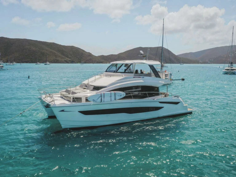 Noleggio Yacht di lusso con o senza skipper Aquila a Isole Vergini Britanniche