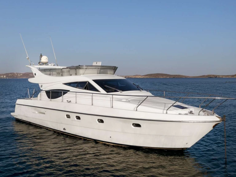 Yacht di lusso a noleggio a Mykonos (Isola) al miglior prezzo