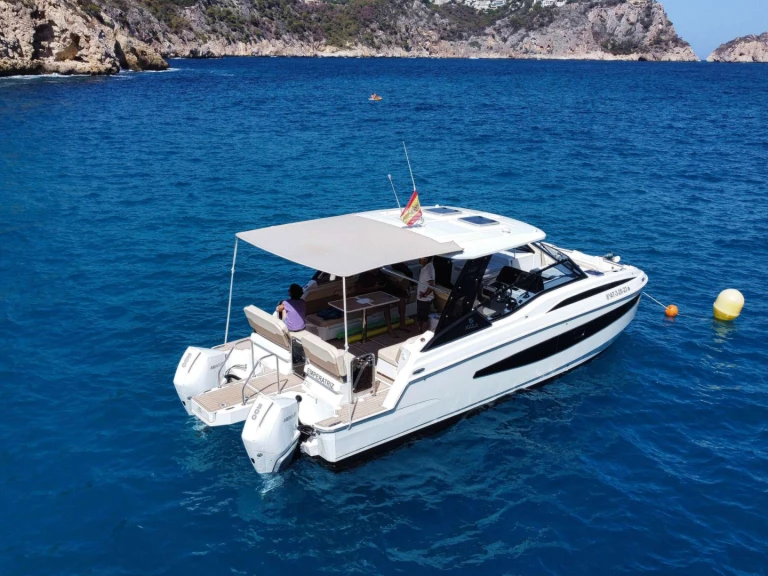 Noleggio Yacht di lusso a Ibiza – Aquila Denia