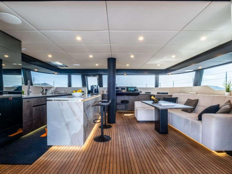 Noleggio Yacht di lusso Sunreef con patente nautica