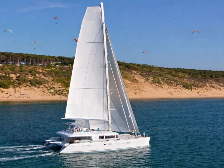 Noleggio Yacht di lusso con o senza skipper Lagoon a Fiumicino