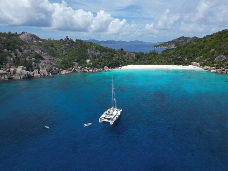 Catamarano a noleggio a Corsica al miglior prezzo