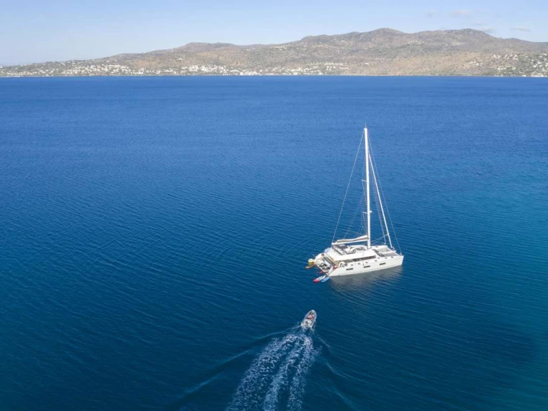 Yacht di lusso a noleggio a Atene al miglior prezzo