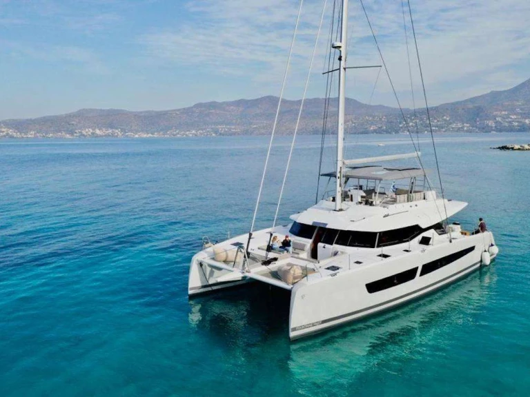 Noleggiare una Fountaine Pajot ALLURE a Álimos