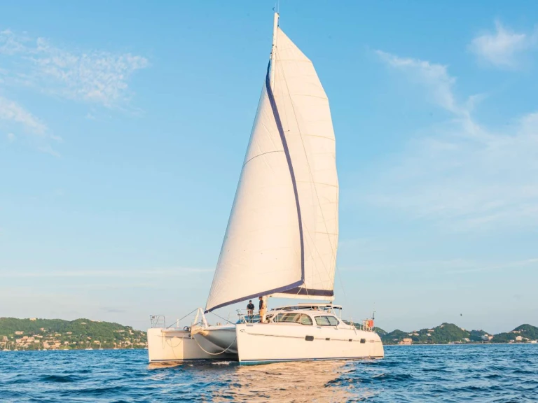 Noleggio Yacht di lusso con o senza skipper PRIVILEGE ALLIAURA MARINE GROUP a Rodney Bay
