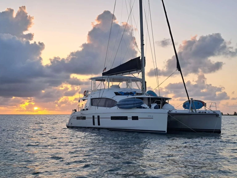 Yacht di lusso a noleggio a Road Town al miglior prezzo